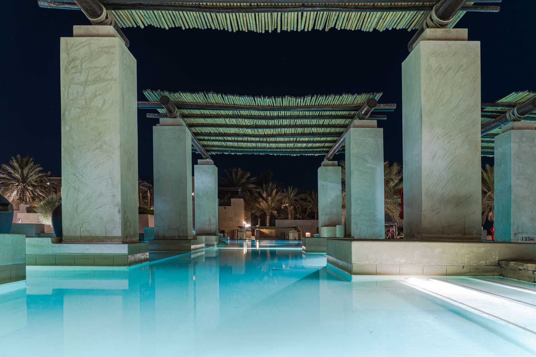 Dubai So Desperate For Visitors That It Launches Tourism Refer-A-Friend Program - Dubai hotel pool resort vacation