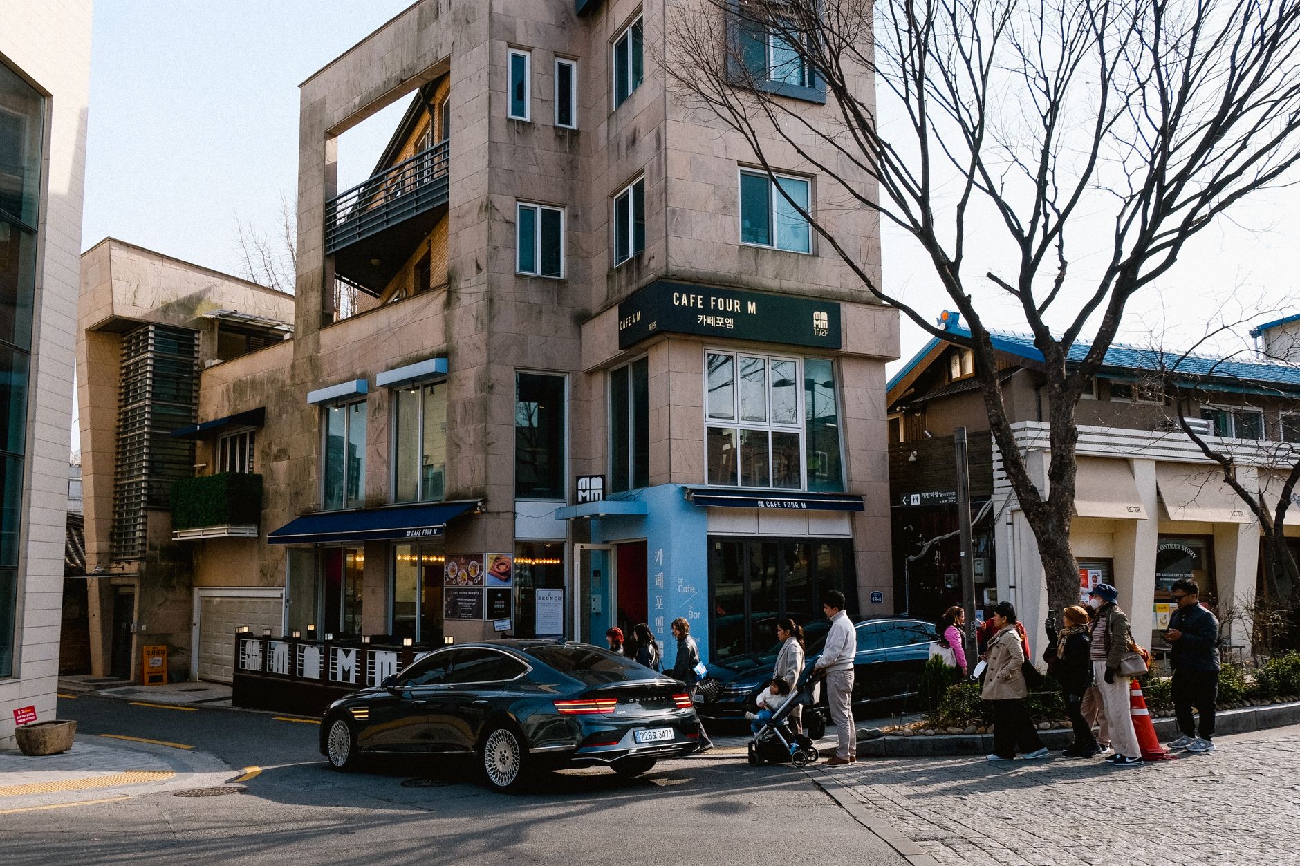 kb금융, 돈몰리는 지방 상권 분석 - cheonan budang new town cafe street