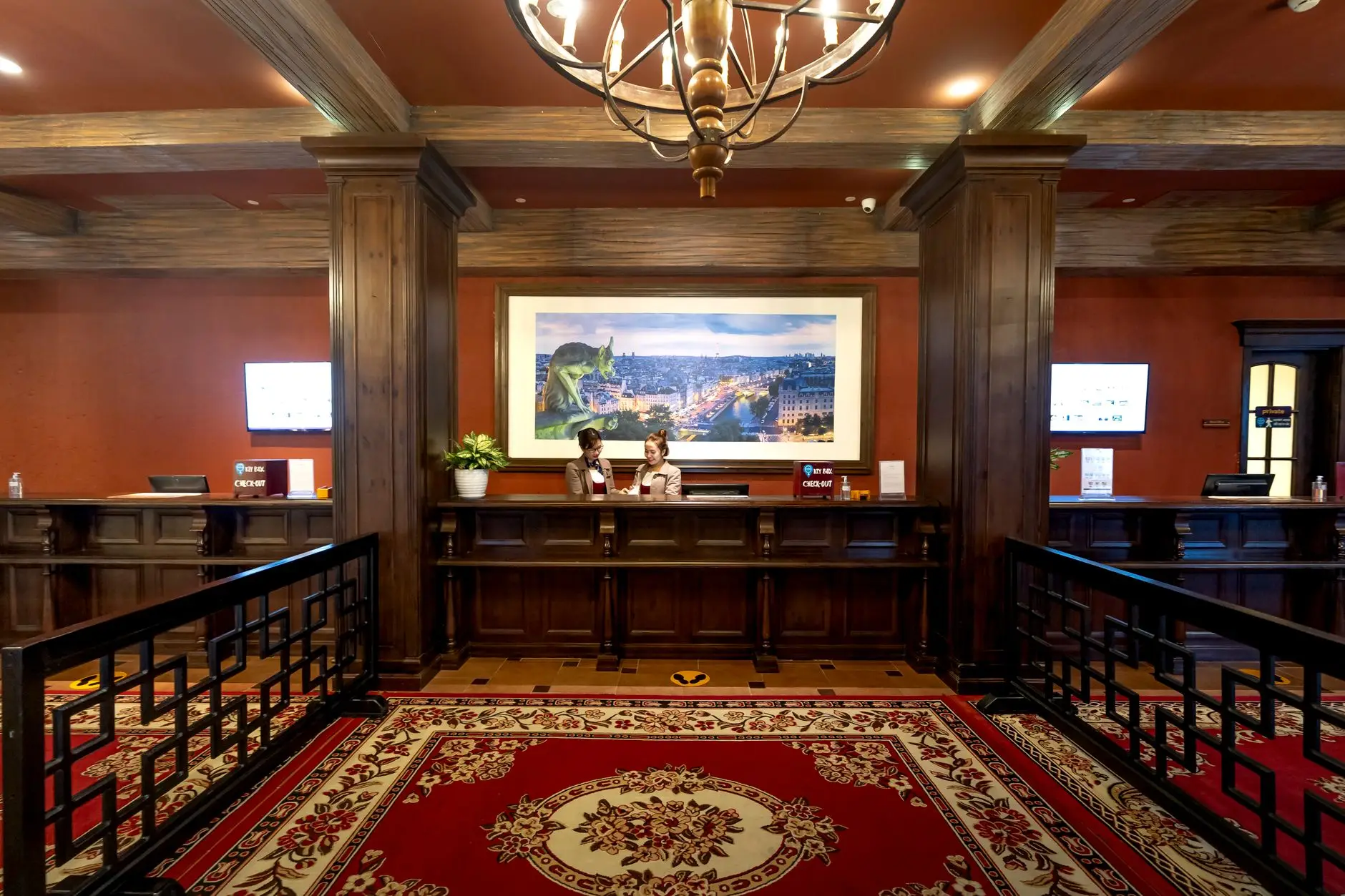 How the Marriott Bonvoy & Starbucks partnership works - Marriott hotel check-in desk traveler